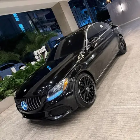 Mercedes Benz